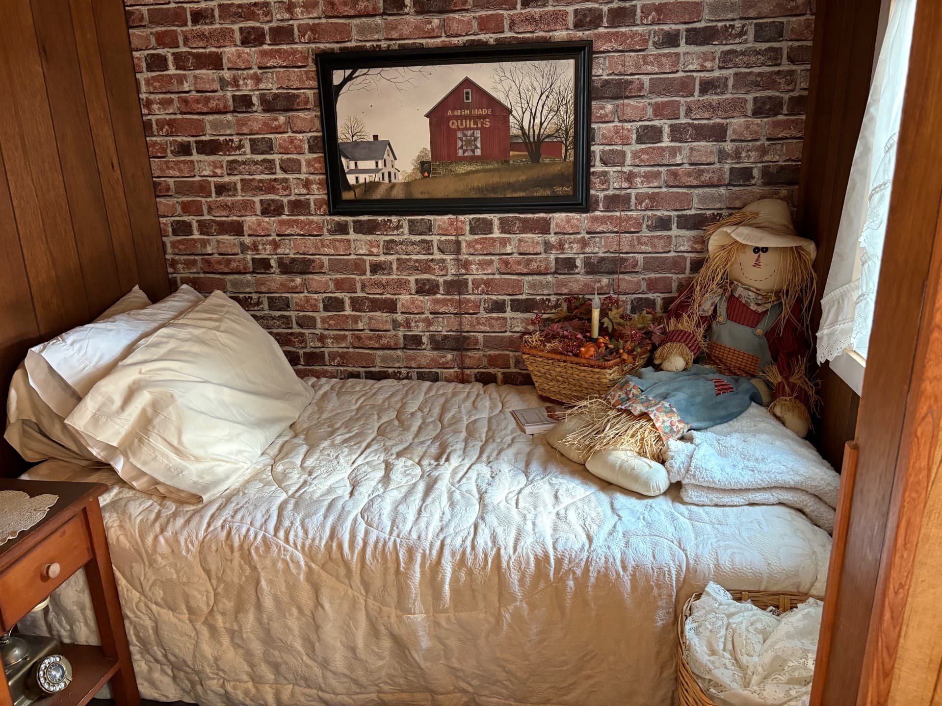 Bedroom / Office